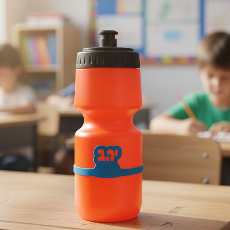 בקבוק עם תווית שם
