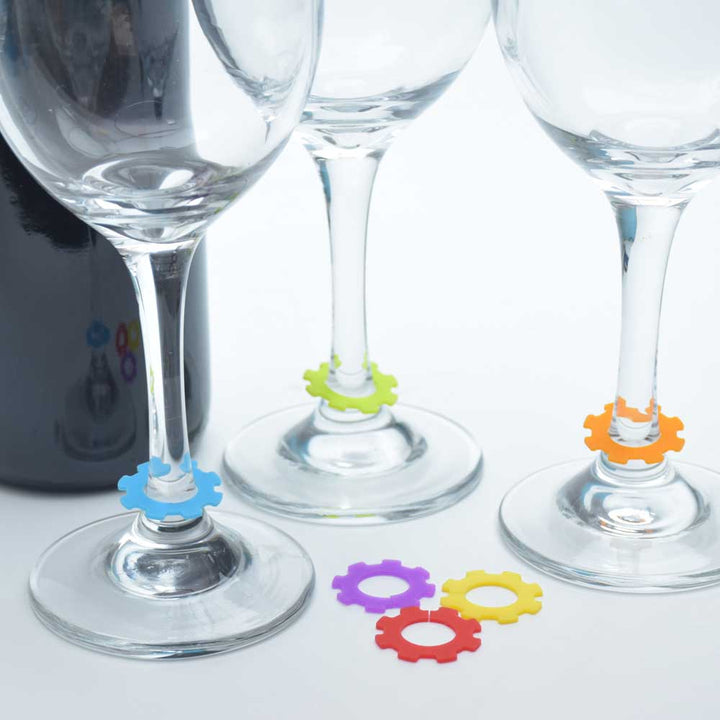 מיתוג כוסות יין