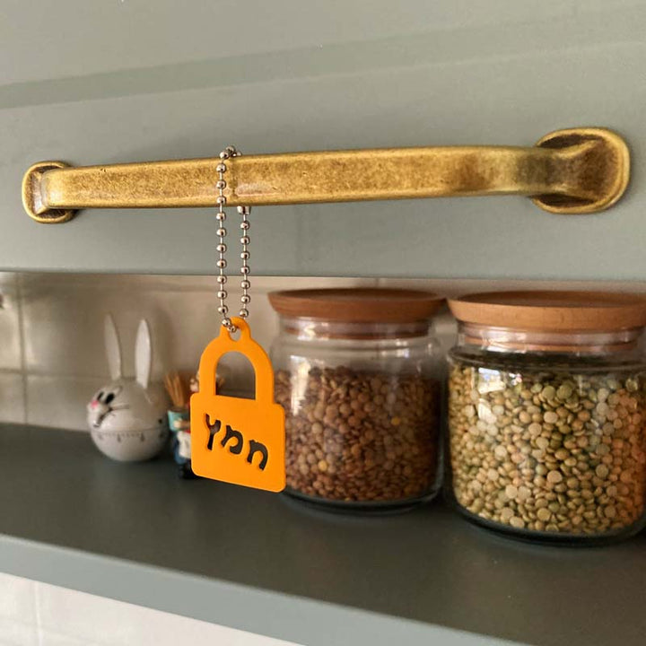 חמץ סימון ארונות מטבח