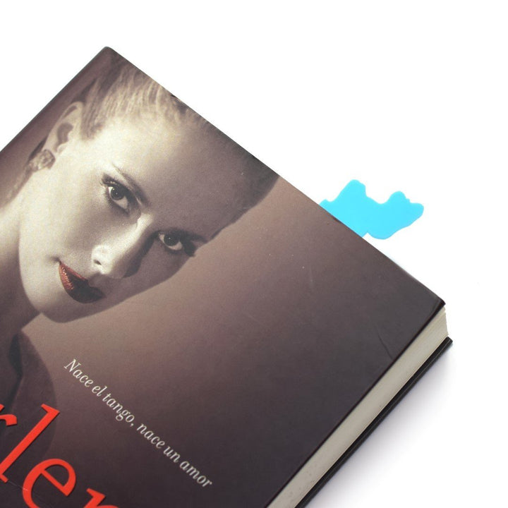 סימניה לספר בצורה של מפת ישראל