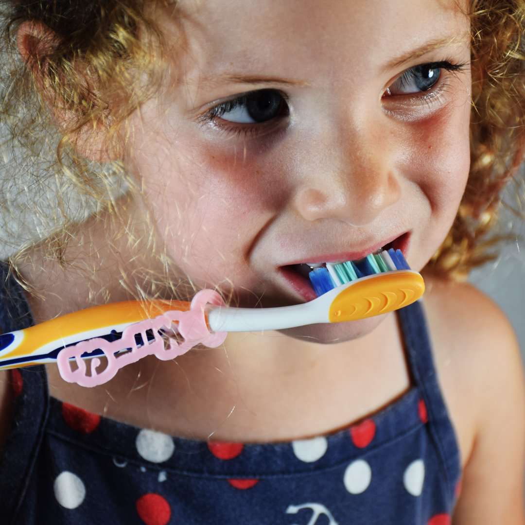 תווית שם למברשת שיניים-Name-Me